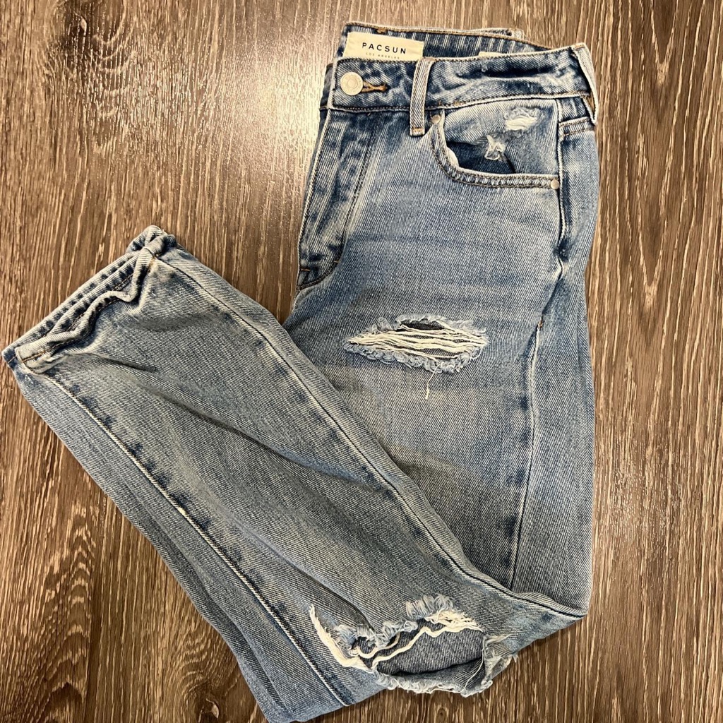 Pacsun Distressed Mom Jean